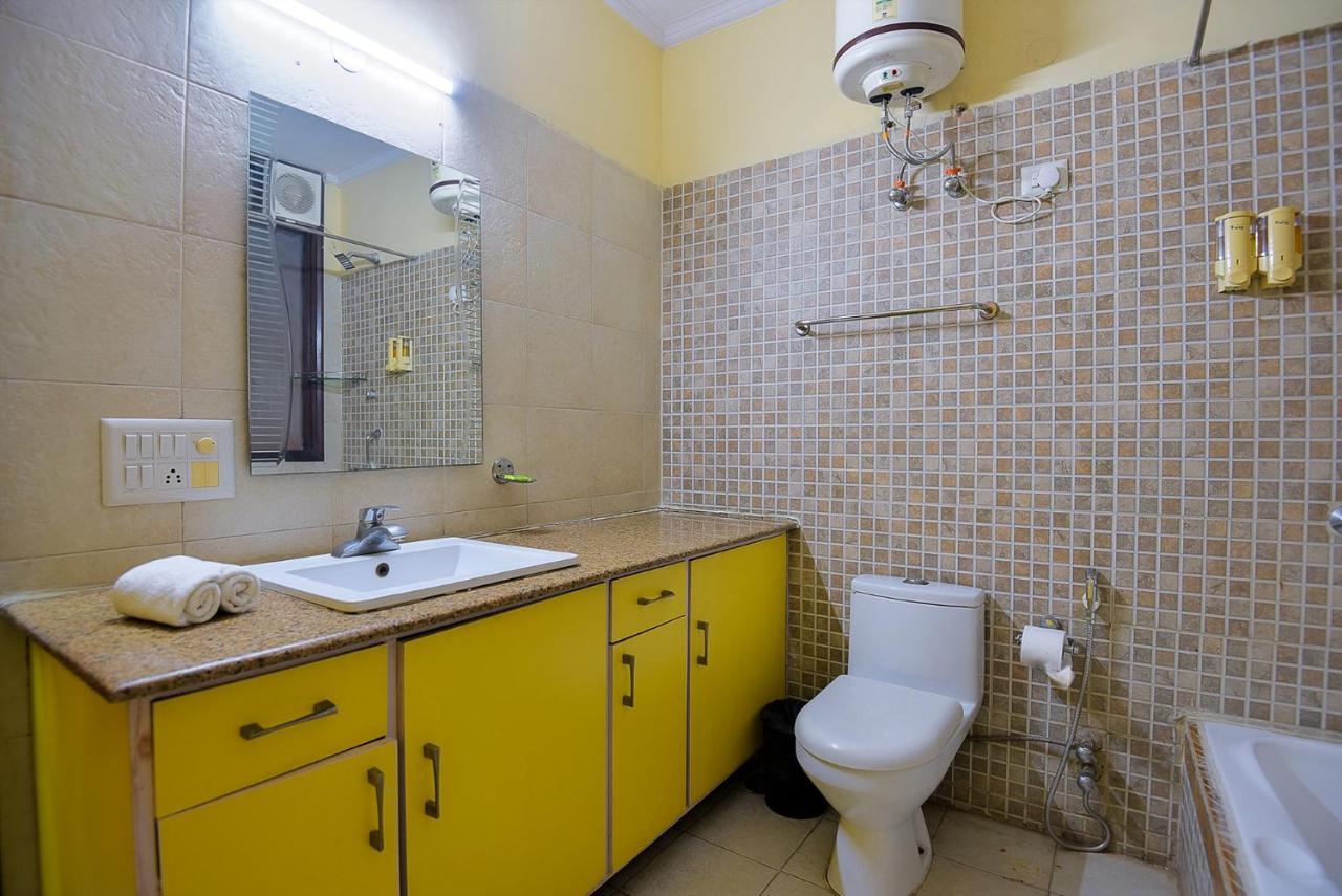 Studio Serviced Apartments Near Fortis Hospital Gurgaon Exterior photo
